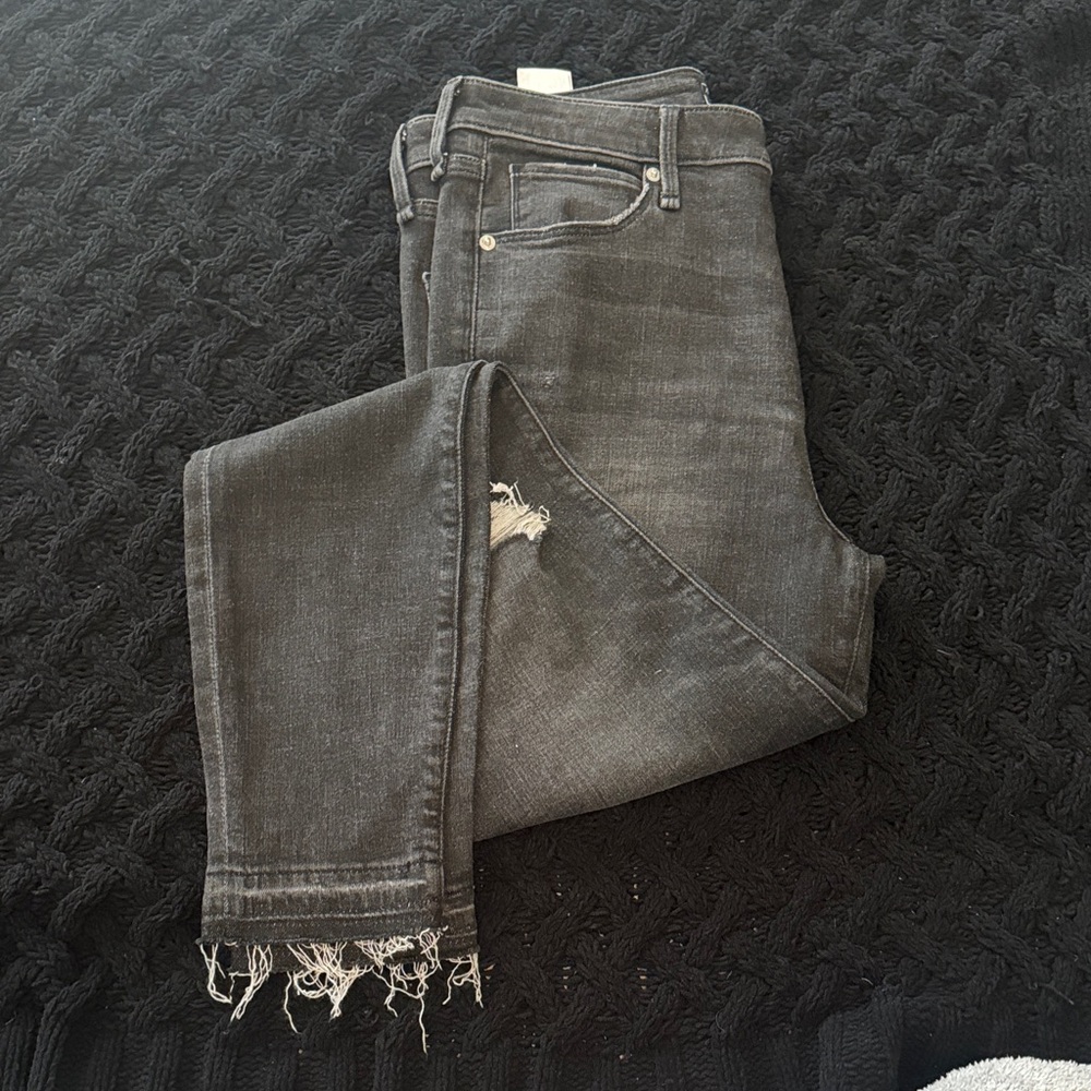 Abercrombie & Fitch Women's Skinny Jeans in Washed Black with Distressed Hem
